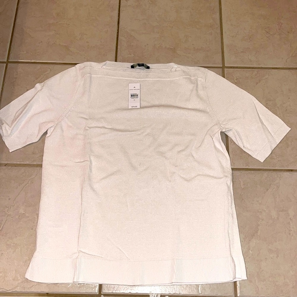 Ann Taylor white short sleeve sweater